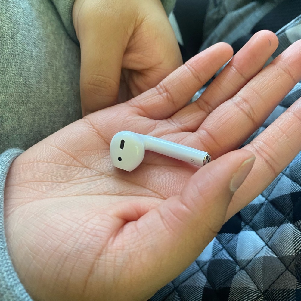 brand new airpod, bought a replacement because i lost mine but i found it